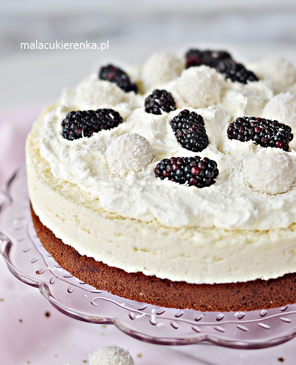 Coconut Cake Temptation With Blackberries Or Raspberries 3