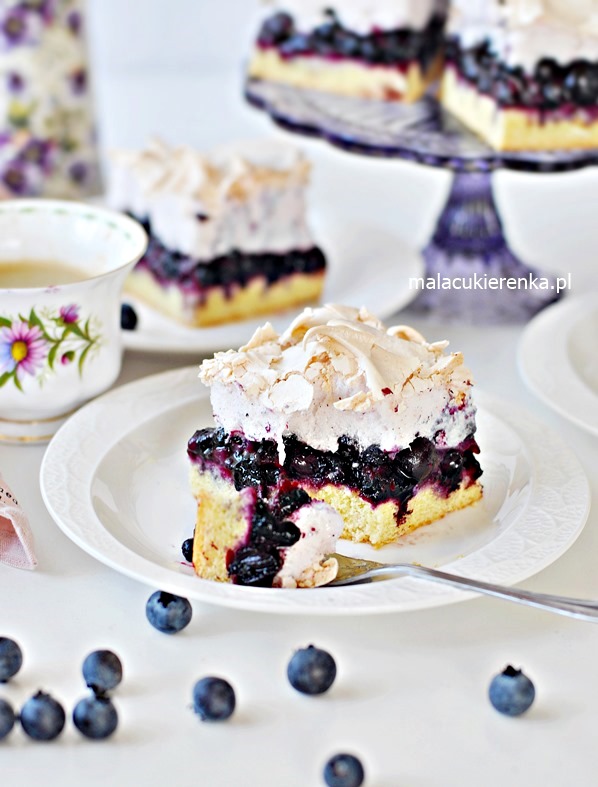 Blueberry Meringue Cake 2