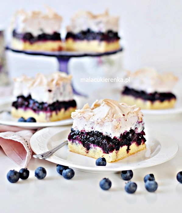 Blueberry Meringue Cake 5